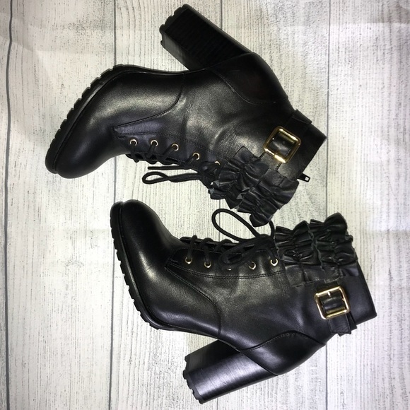 NEW BETSEY JOHNSON Alleexis Bootie - Picture 8 of 8